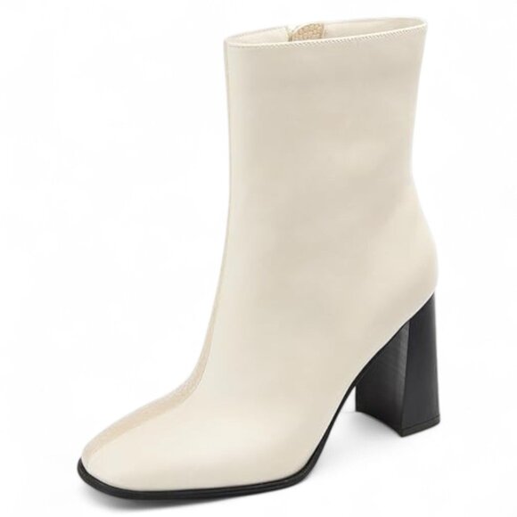 Journee Collection Women's Tru Comfort Foam January Bootie - Picture 2 of 4